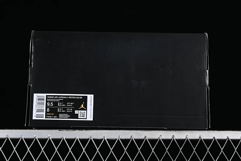All categories Air Jordan Jordan series basketball shoes Air Jordan 3 A Ma Maniere x Air Jordan 3 Retro "Black" AJ3 Joe 3 joint model FZ4811-001
